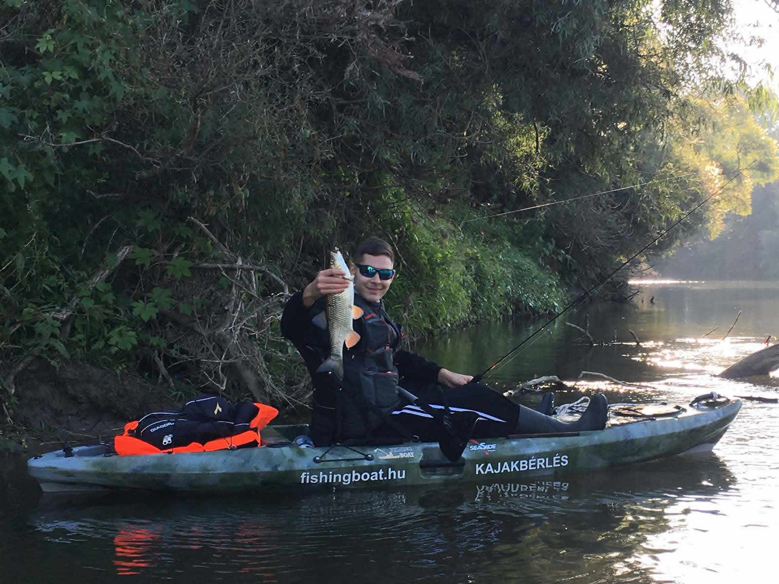 Horgászkajakos horgásztúra a Sajón Horgászkajakos horgásztúra a Sajón